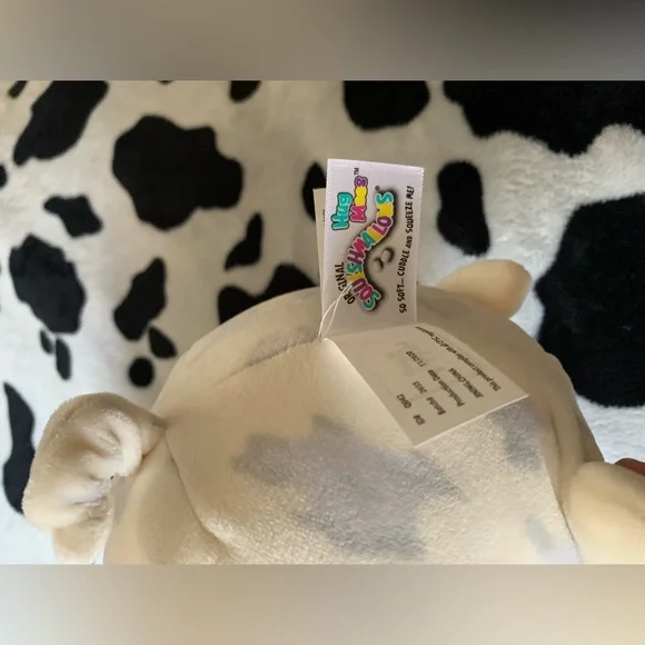 NWT Shelly(Pig Hug Mees) Squishmallow - Picture 4 of 5